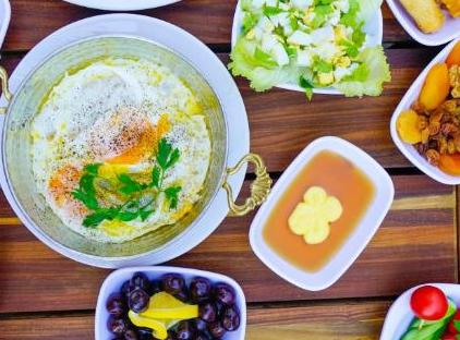 هتل گرین بیزا تورنگار
