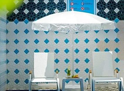 هتل دام لارا تورنگار