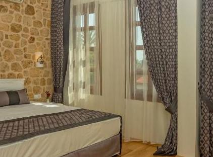 هتل آرگوس تورنگار
