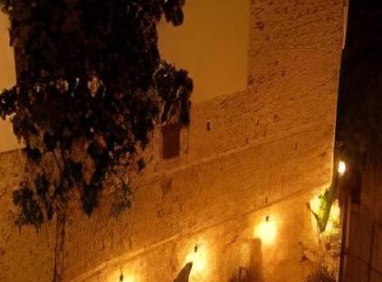 هتل تووانا تورنگار