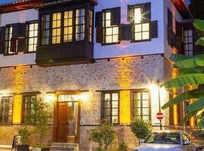 هتل سدرس تورنگار