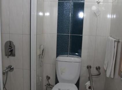 هتل چندر تورنگار