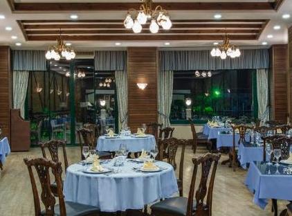 هتل دلفین پالاس تورنگار