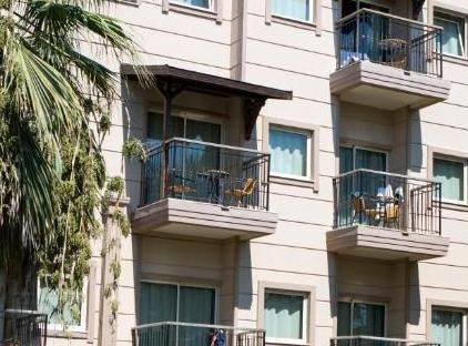 هتل کریستال تت بیچ گلف ریزورت و اسپا تورنگار
