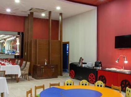 هتل شرود اکسکلوسیو لارا تورنگار