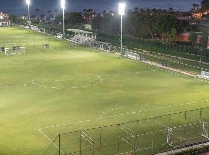 هتل نیروانا کاسموپولیتن تورنگار