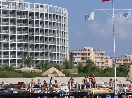 هتل کریستال سنترو ریزورت تورنگار