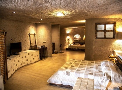 تور تبریز هتل صخره ای لاله کندوان تورنگار