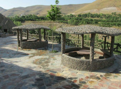 تور تبریز هتل صخره ای لاله کندوان تورنگار