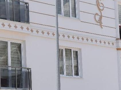 Gueden-Pearl تورنگار
