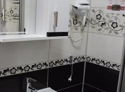 Gueden-Pearl تورنگار