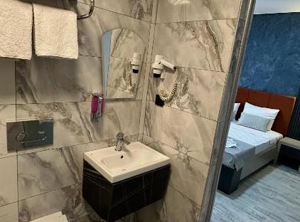 هتل آله پارک تورنگار