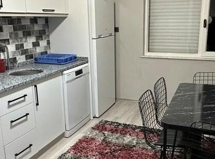 آپارتمان 3+1 نزدیک ساحل کنیآلتى تورنگار
