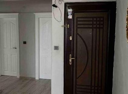 آپارتمان 3+1 نزدیک ساحل کنیآلتى تورنگار