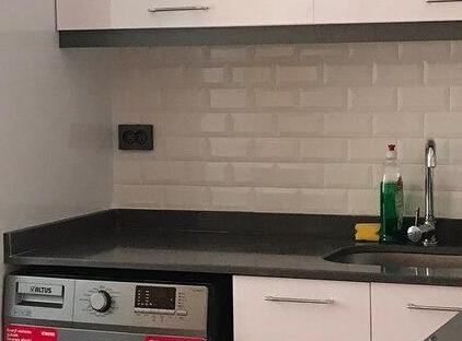 آپارتمان لوکس با استخر در مجموعه مسکونی مرکز بلک تورنگار