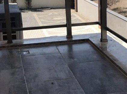 آپارتمان لوکس با استخر در مجموعه مسکونی مرکز بلک تورنگار