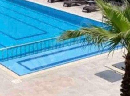 آپارتمان لوکس با استخر در مجموعه مسکونی مرکز بلک تورنگار