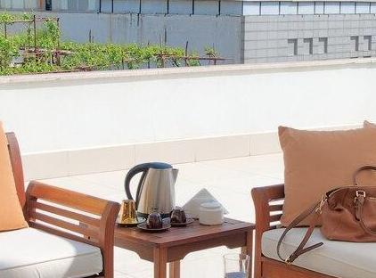 آرک هومز ۸ / آپارتمان دو خوابه با منظره دریا تورنگار