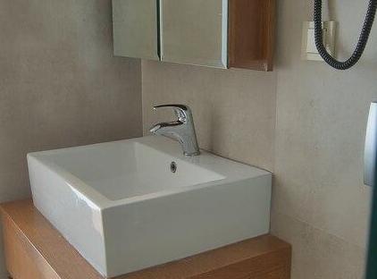 آرک هومز ۸ / آپارتمان دو خوابه با منظره دریا تورنگار