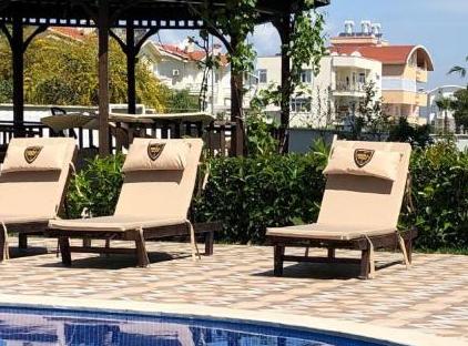 Belka Golf Residence  Exclusive Apt. Poolside تورنگار