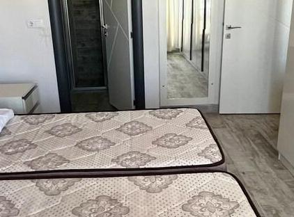 آپارتمان نزدیک ساحل کنیالتی 1+1 تورنگار