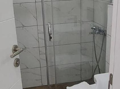 استودیو شماره ۱۶ تورنگار