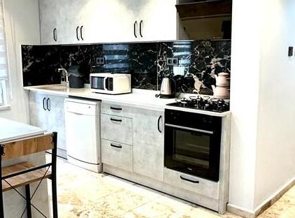ویلای خصوصی با استخر ۵+۱ بلک تورنگار