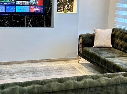 ویلای خصوصی با استخر ۵+۱ بلک تورنگار