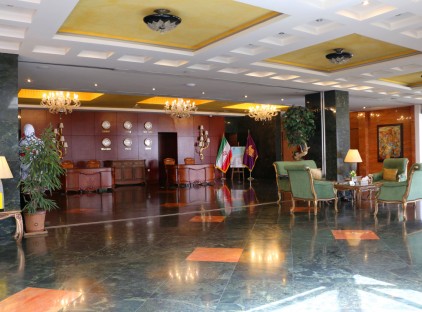 تور شیراز هتل بزرگ شیراز تورنگار