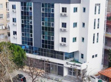 سوئیت‌های ترا روسا تورنگار