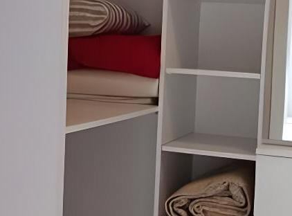واحه مدرن لارا تورنگار