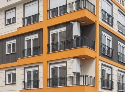 خانه بزرگ بیر نزدیک کالئیچی و مارکantalya تورنگار