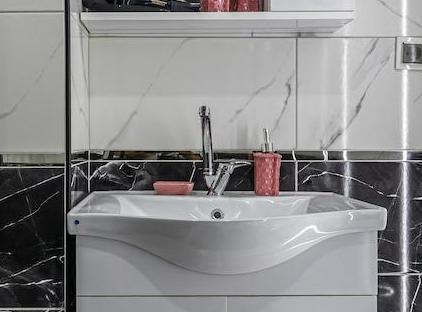 خانه بزرگ بیر نزدیک کالئیچی و مارکantalya تورنگار