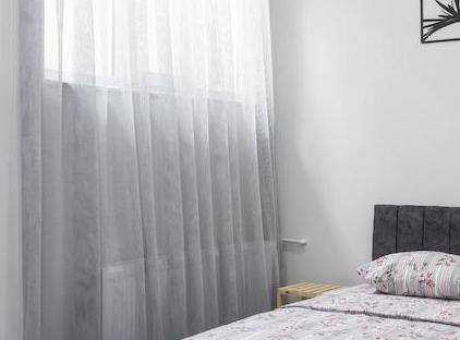 خانه بزرگ بیر نزدیک کالئیچی و مارکantalya تورنگار