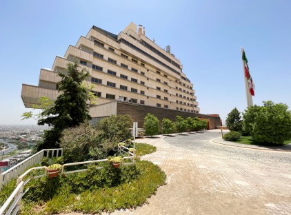 تور شیراز هتل بزرگ شیراز تورنگار