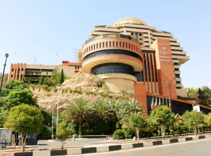 تور شیراز هتل بزرگ شیراز تورنگار