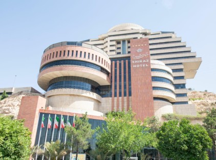 تور شیراز هتل بزرگ شیراز تورنگار