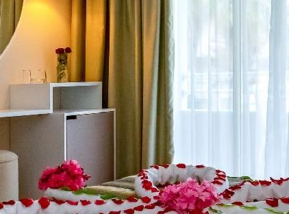 Armas Gül Beach تورنگار