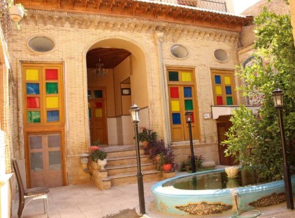 تور شیراز هتل سنتی نیایش تورنگار