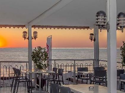 Armas Beach Hotel تورنگار