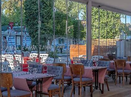 Armas Beach Hotel تورنگار