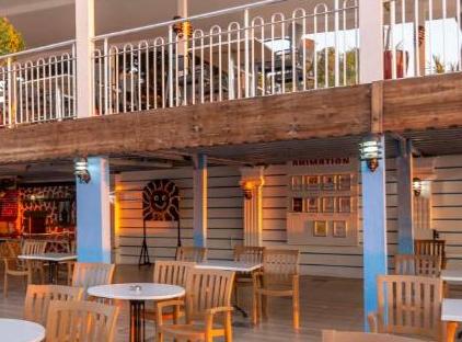 Armas Beach Hotel تورنگار