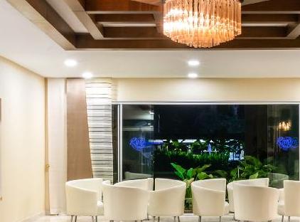 Ring Beach Hotel تورنگار