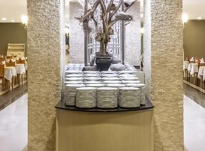 Ring Beach Hotel تورنگار