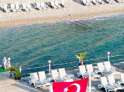 Catamaran Quality Times تورنگار