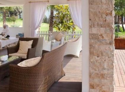Amara Premier Palace Hotel تورنگار