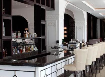 Amara Premier Palace Hotel تورنگار