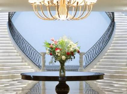 Amara Premier Palace Hotel تورنگار