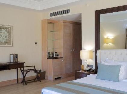 Amara Premier Palace Hotel تورنگار