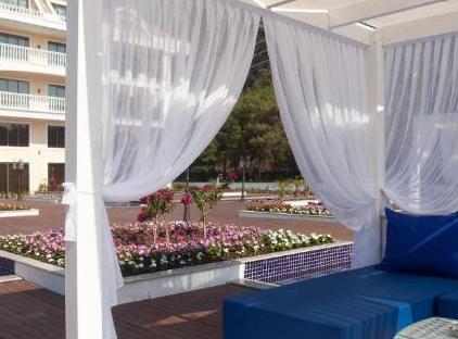 Amara Premier Palace Hotel تورنگار